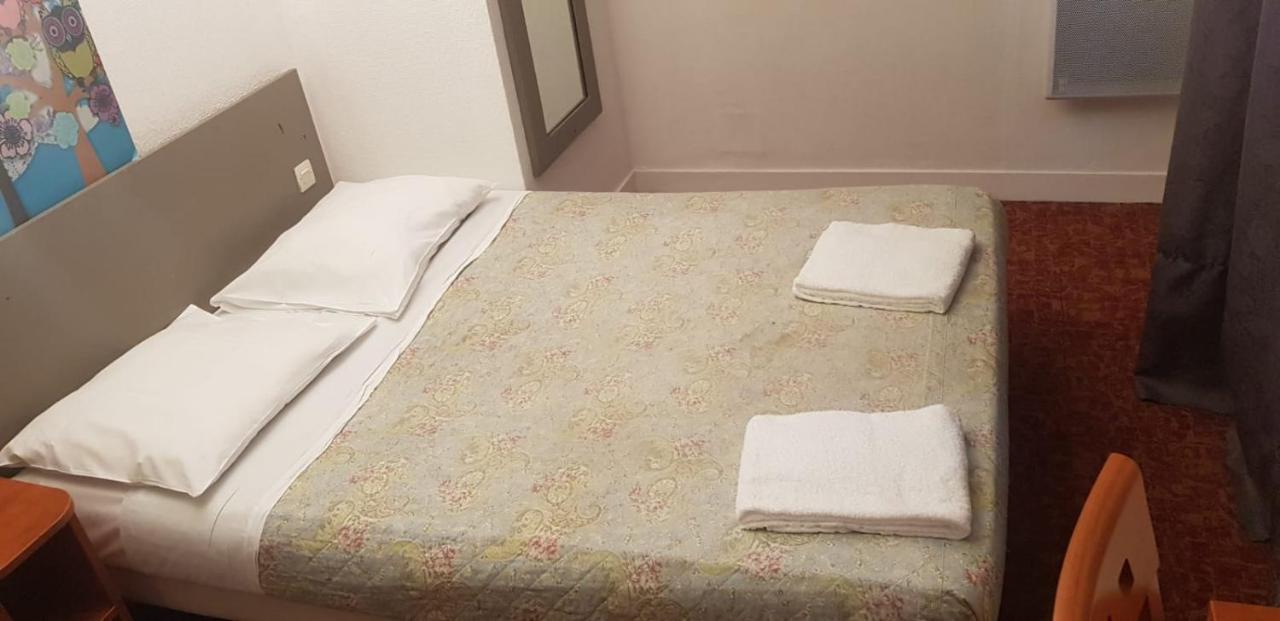 Hotel Petit Bastille Aulnay-sous-Bois Exteriér fotografie